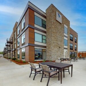 vantage naperville exterior